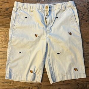 Boy’s size 18 Vineyard Vines light grey shorts